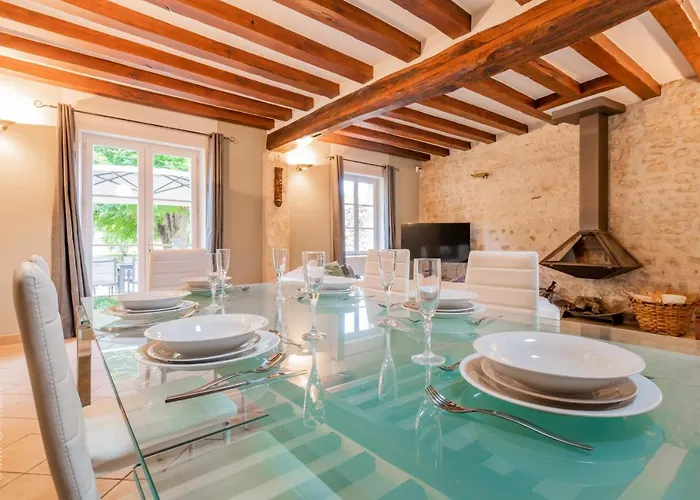 Le Colombier - Fairytale Factory Villa *